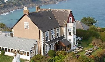 Yha Coverack Bagian luar foto