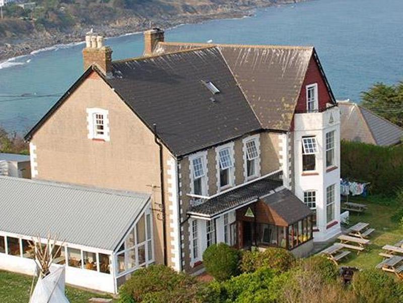 Yha Coverack Bagian luar foto