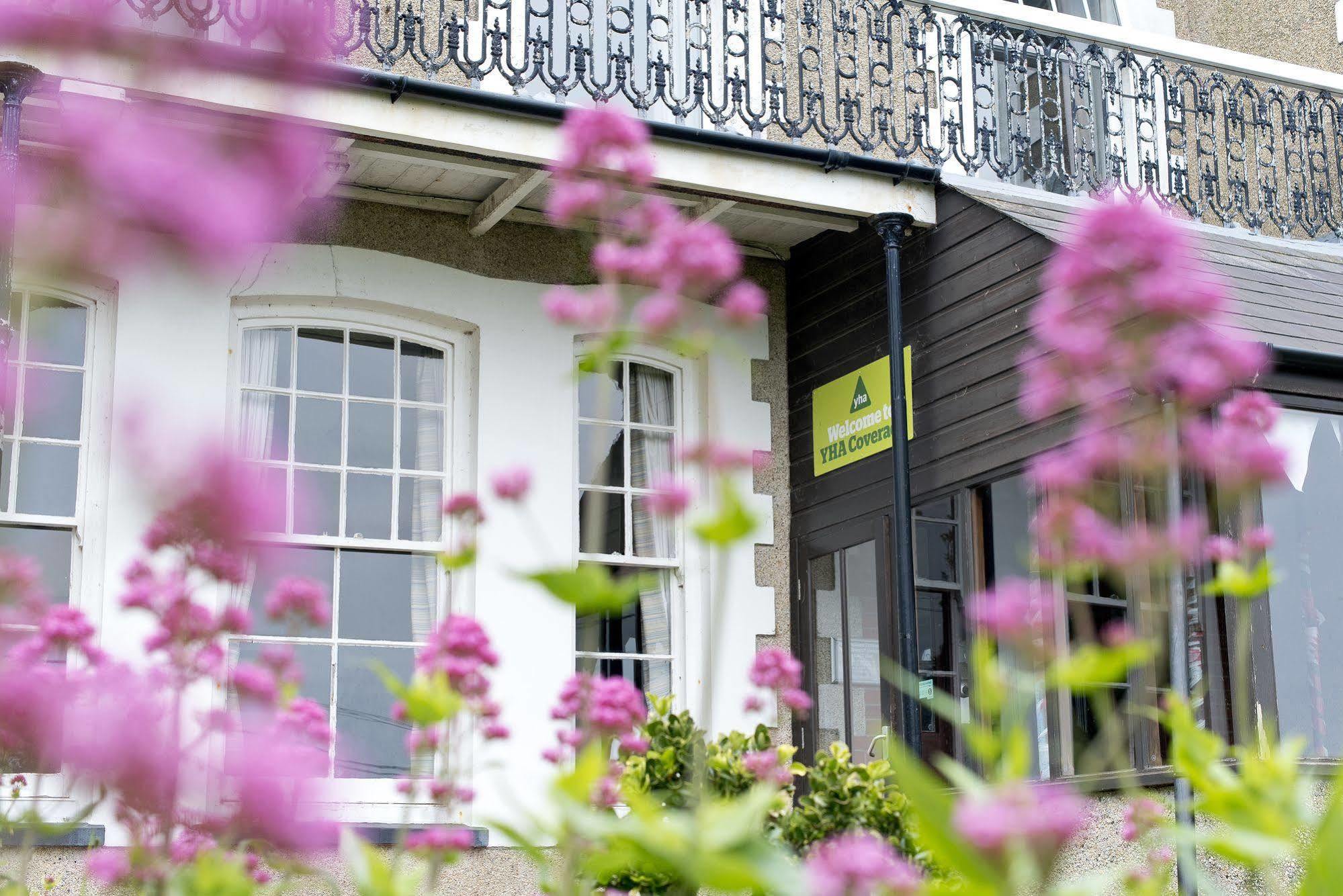 Yha Coverack Bagian luar foto