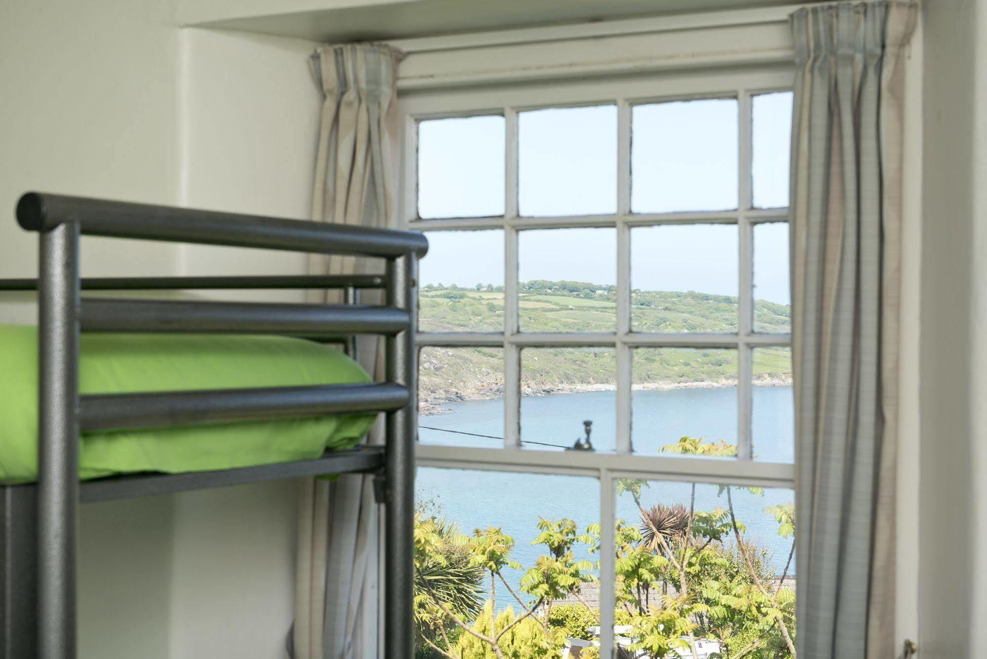 Yha Coverack Bagian luar foto